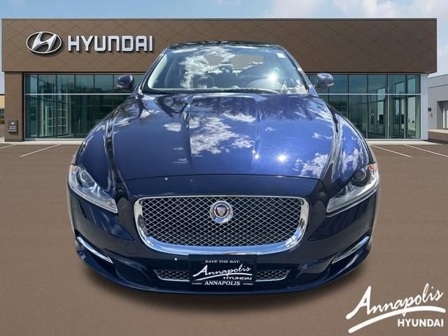 Used 2015 Jaguar XJ image 8