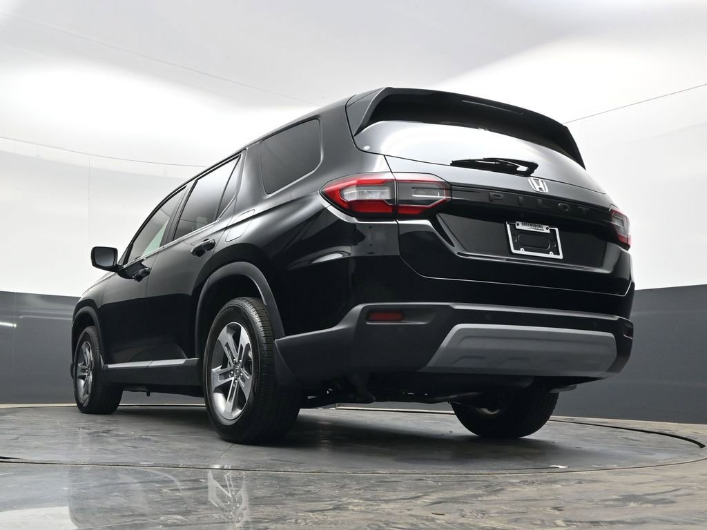 Certified 2025 Honda Pilot EX-L image 31