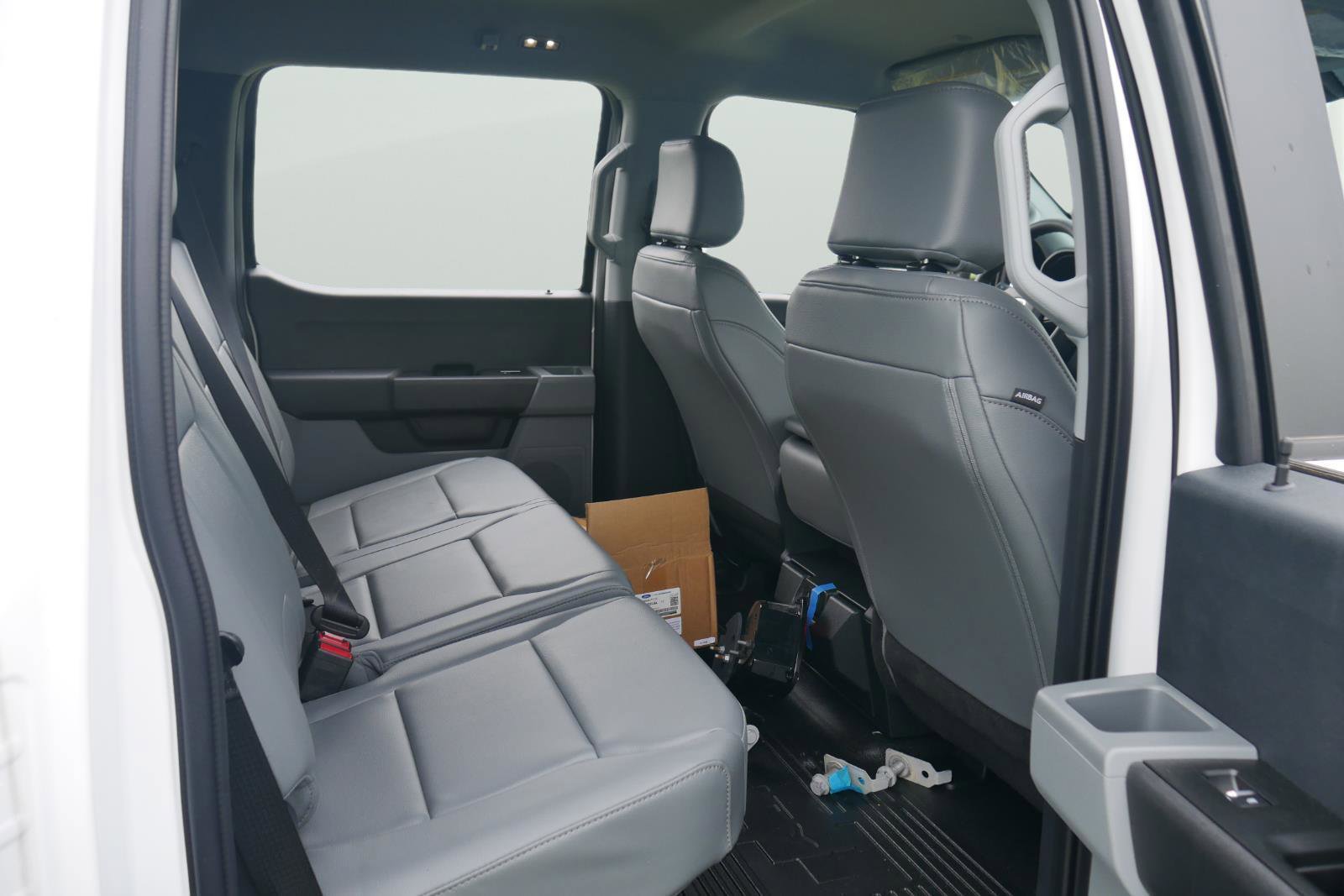 New 2025 Ford F250 XL w/ XL Chrome Package image 54