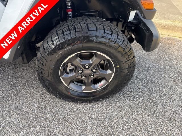 Used 2023 Jeep Gladiator Sport image 17