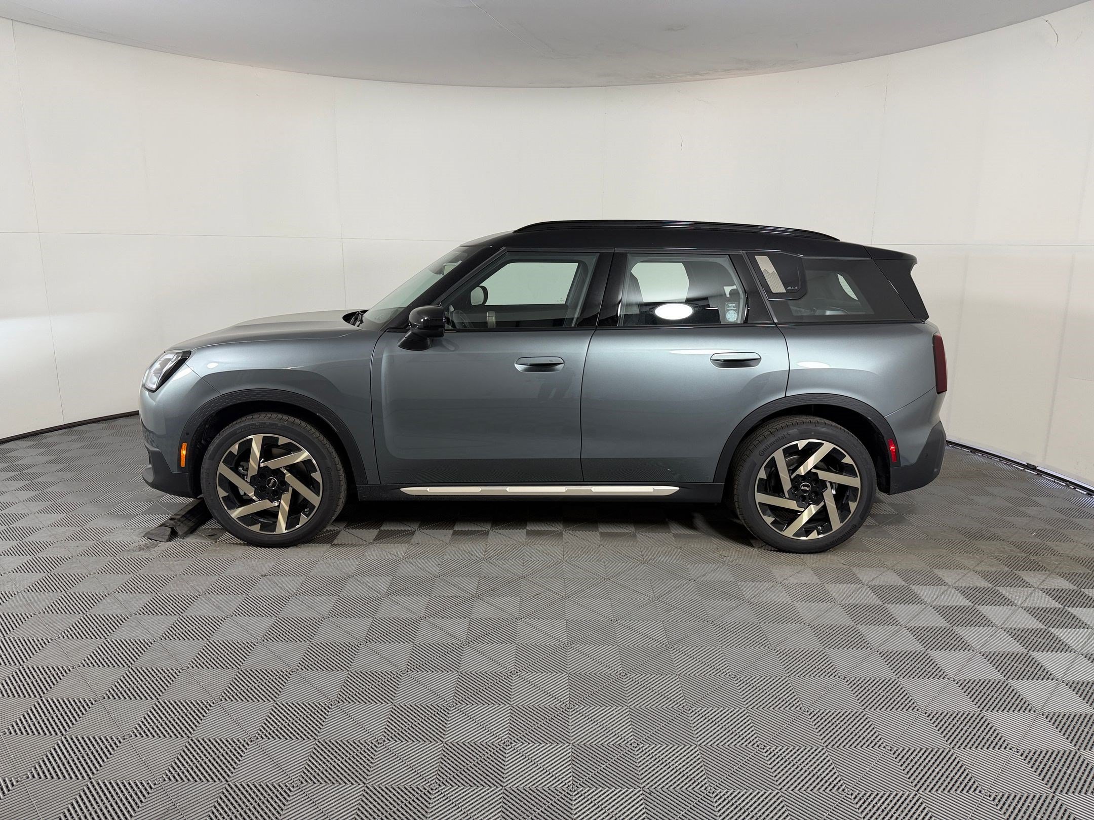 New 2027 MINI Cooper Countryman S AWD/4WD image 2