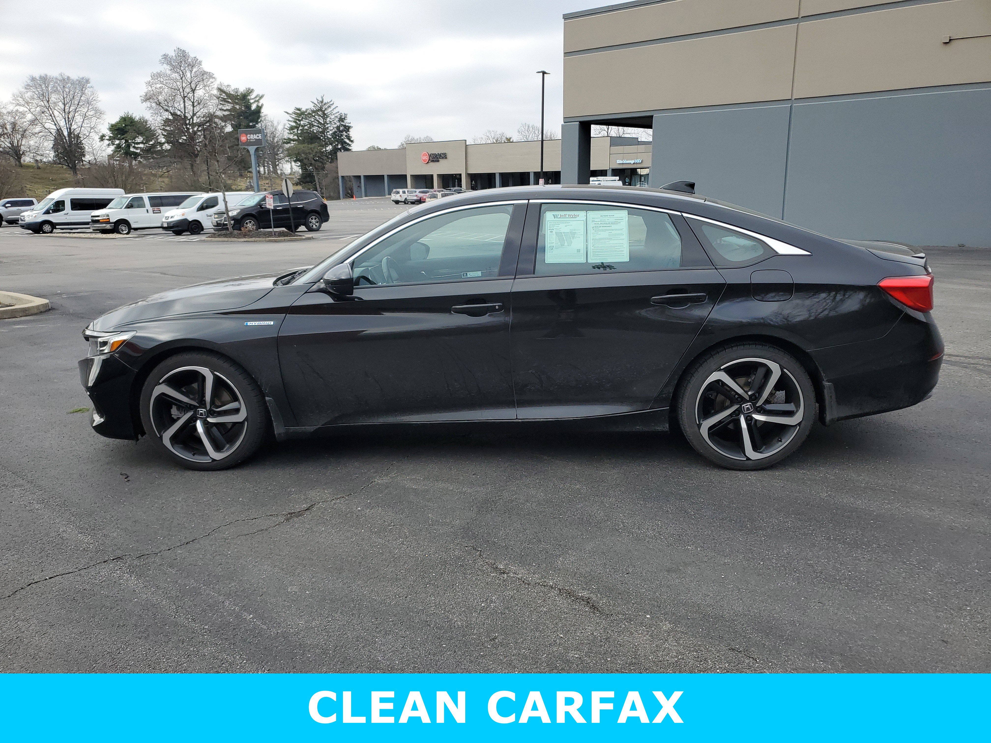 Used 2022 Honda Accord Sport image 8