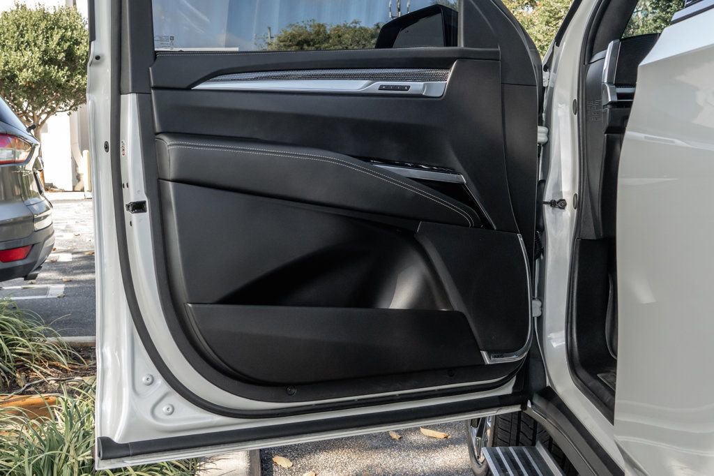 Used 2025 Cadillac Escalade V w/ LPO, Floor Liner Package AWD/4WD image 35