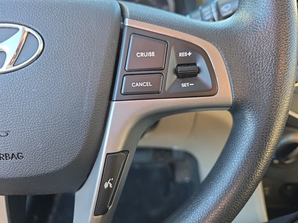 Used 2016 Hyundai Accent SE w/ Option Group 02 image 23