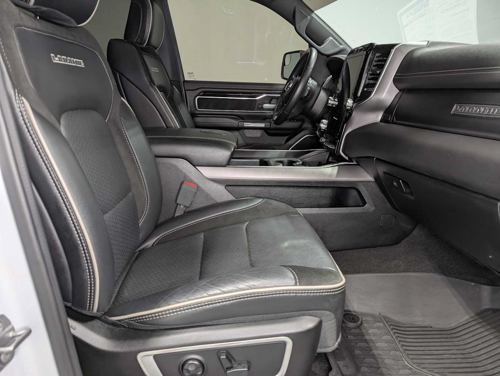 Used 2021 RAM 1500 Laramie w/ Night Edition AWD/4WD image 44