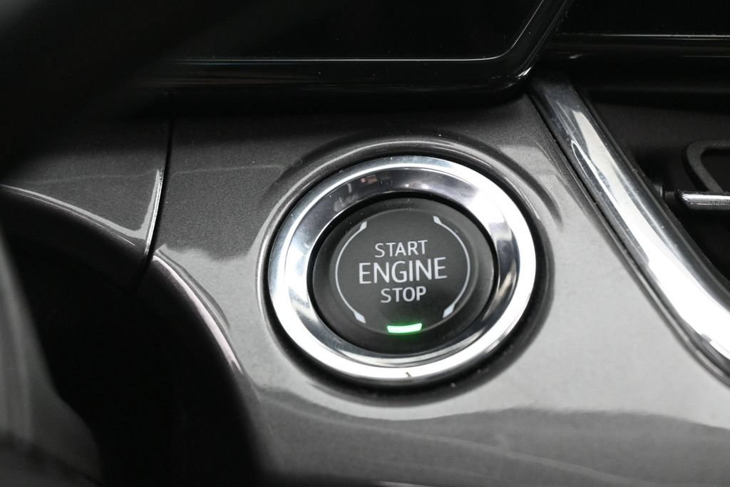 Used 2025 Chevrolet Trax ACTIV FWD image 27