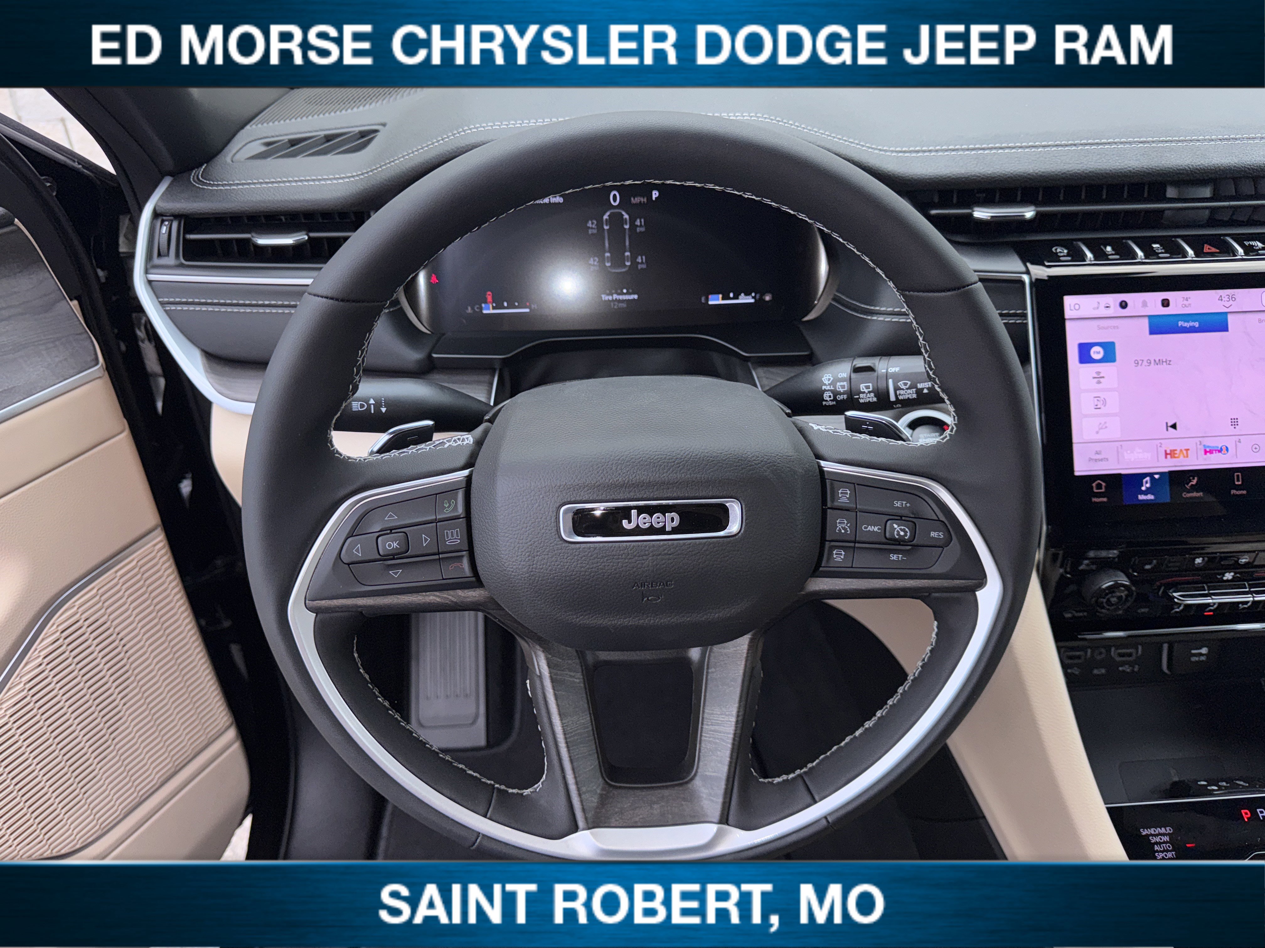 New 2025 Jeep Grand Cherokee L Limited w/ Luxury Tech Group II image 28