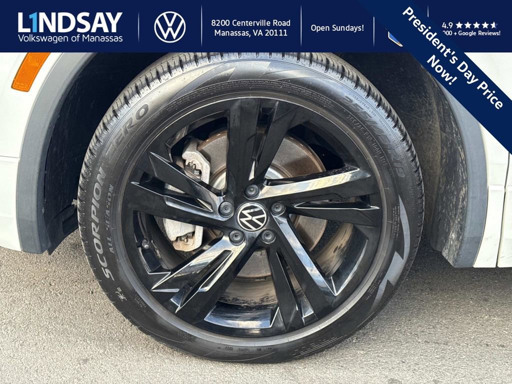 Used 2024 Volkswagen Tiguan SE R-Line image 7