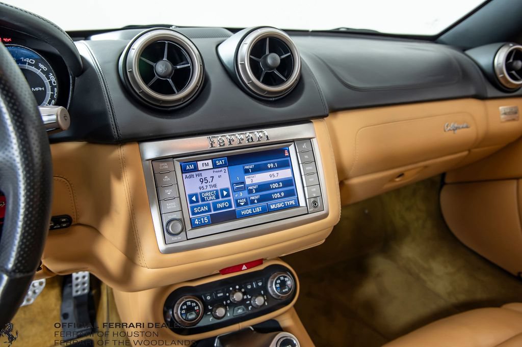 Used 2010 Ferrari California RWD image 13