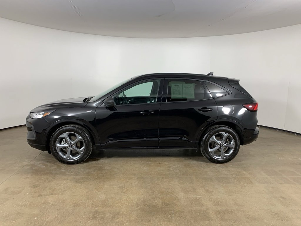 Used 2023 Ford Escape ST-Line w/ Tech Pack #1 image 16