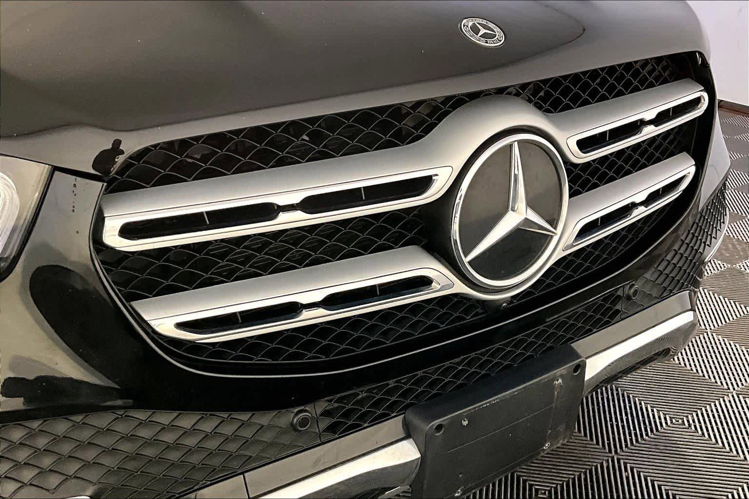 Used 2023 Mercedes-Benz GLE 350 4MATIC image 32