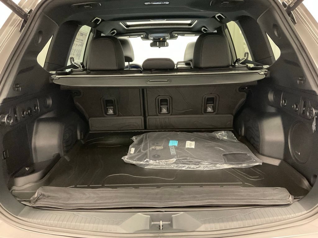 New 2026 Subaru Forester Limited AWD/4WD image 32