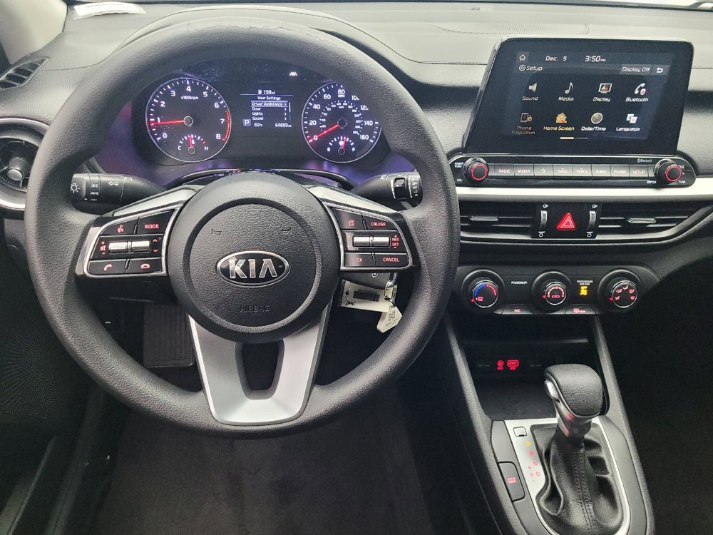 Used 2020 Kia Forte LXS FWD image 22