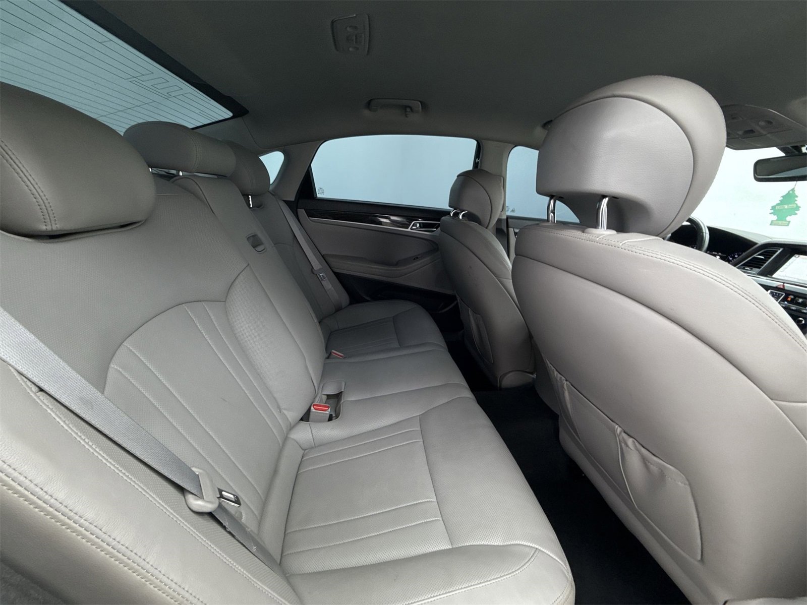 Used 2019 Genesis G80 3.8 image 39