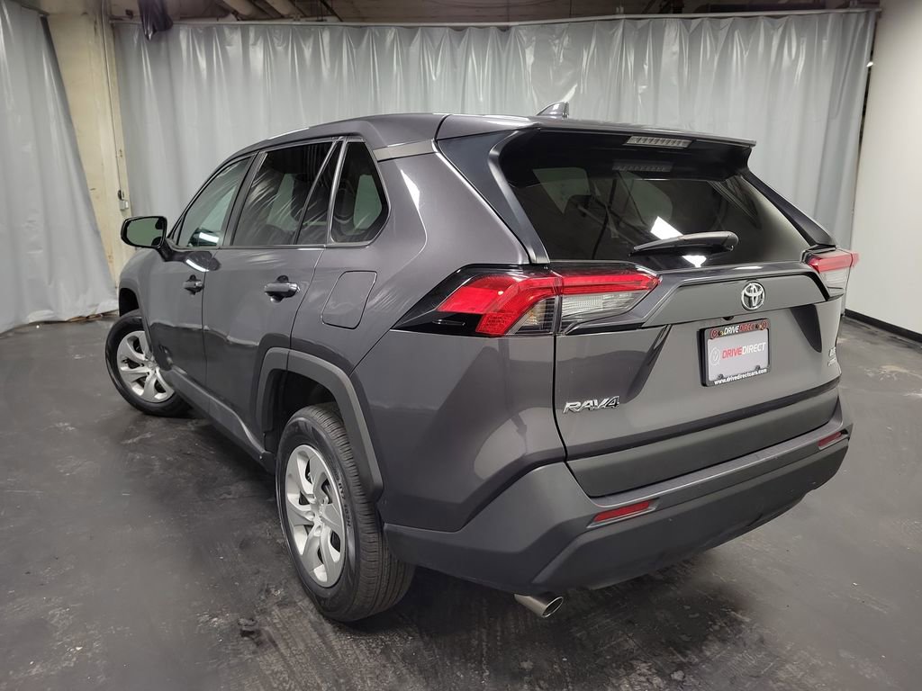 Used 2024 Toyota RAV4 LE image 6