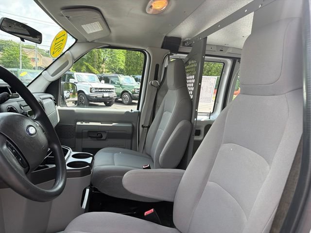 Used 2011 Ford E-250 and Econoline 250 w/ PWR Group RWD image 14