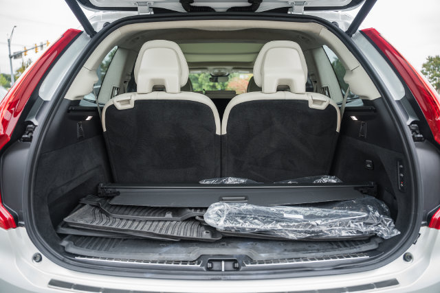 Certified 2024 Volvo XC90 T8 Ultimate w/ Lounge Package AWD/4WD image 10