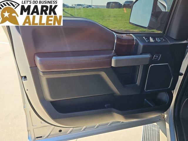Used 2015 Ford F150 Platinum w/ Equipment Group 701A Luxury AWD/4WD image 21