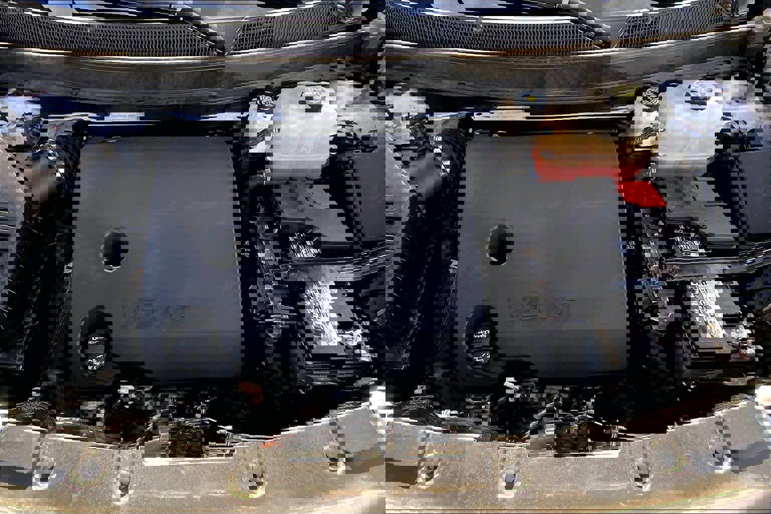 Used 2023 Chevrolet Traverse LS image 31