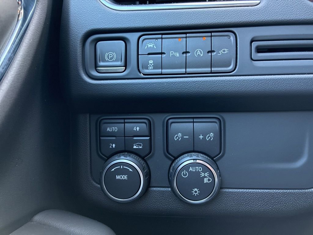 Used 2022 Chevrolet Tahoe LT image 22