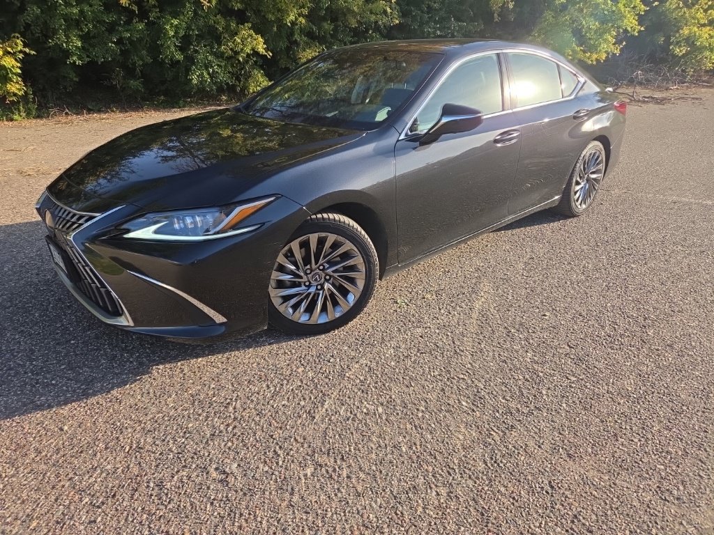 Certified 2024 Lexus ES 350 w/ Accessory Package (Z1)