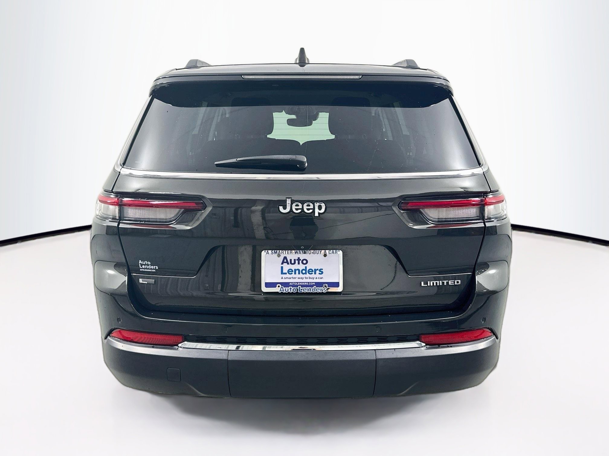 Used 2023 Jeep Grand Cherokee L Limited RWD image 6