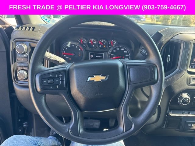 Used 2024 Chevrolet Silverado 2500 Custom image 17