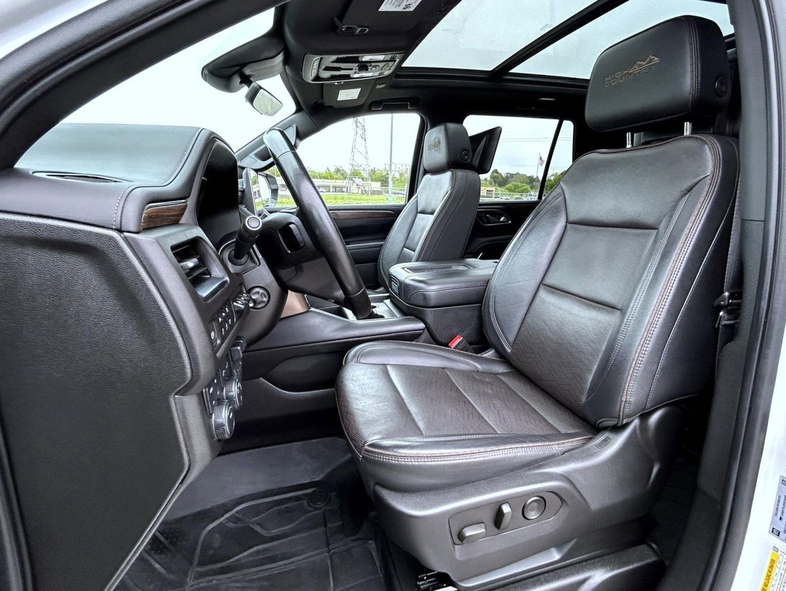 Certified 2024 Chevrolet Tahoe High Country w/ Max Trailering Package AWD/4WD image 10