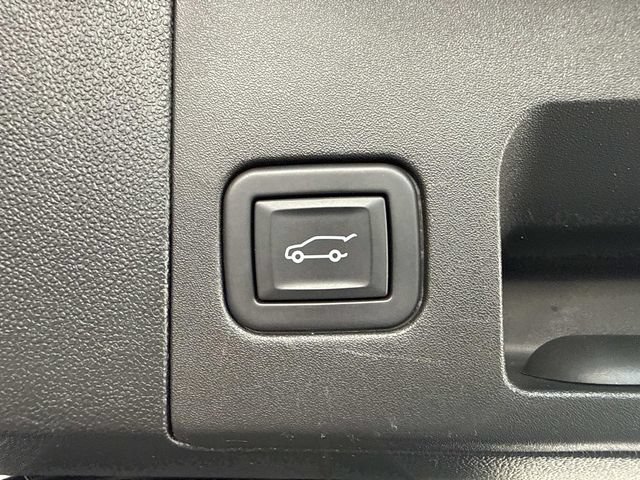 Certified 2024 Cadillac XT5 Premium Luxury w/ LPO, Floor Liner Package FWD image 30