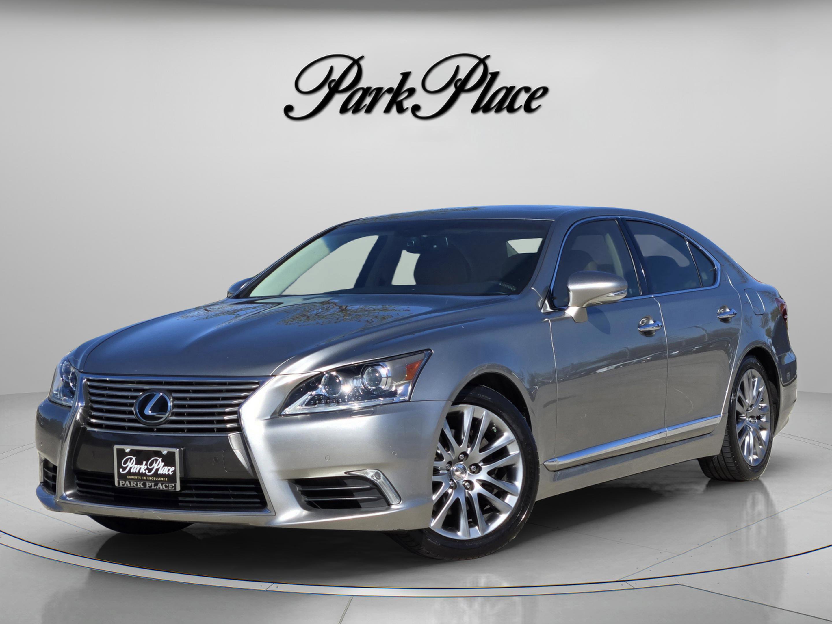Used 2017 Lexus LS 460 Comfort w/ Comfort Package image 1