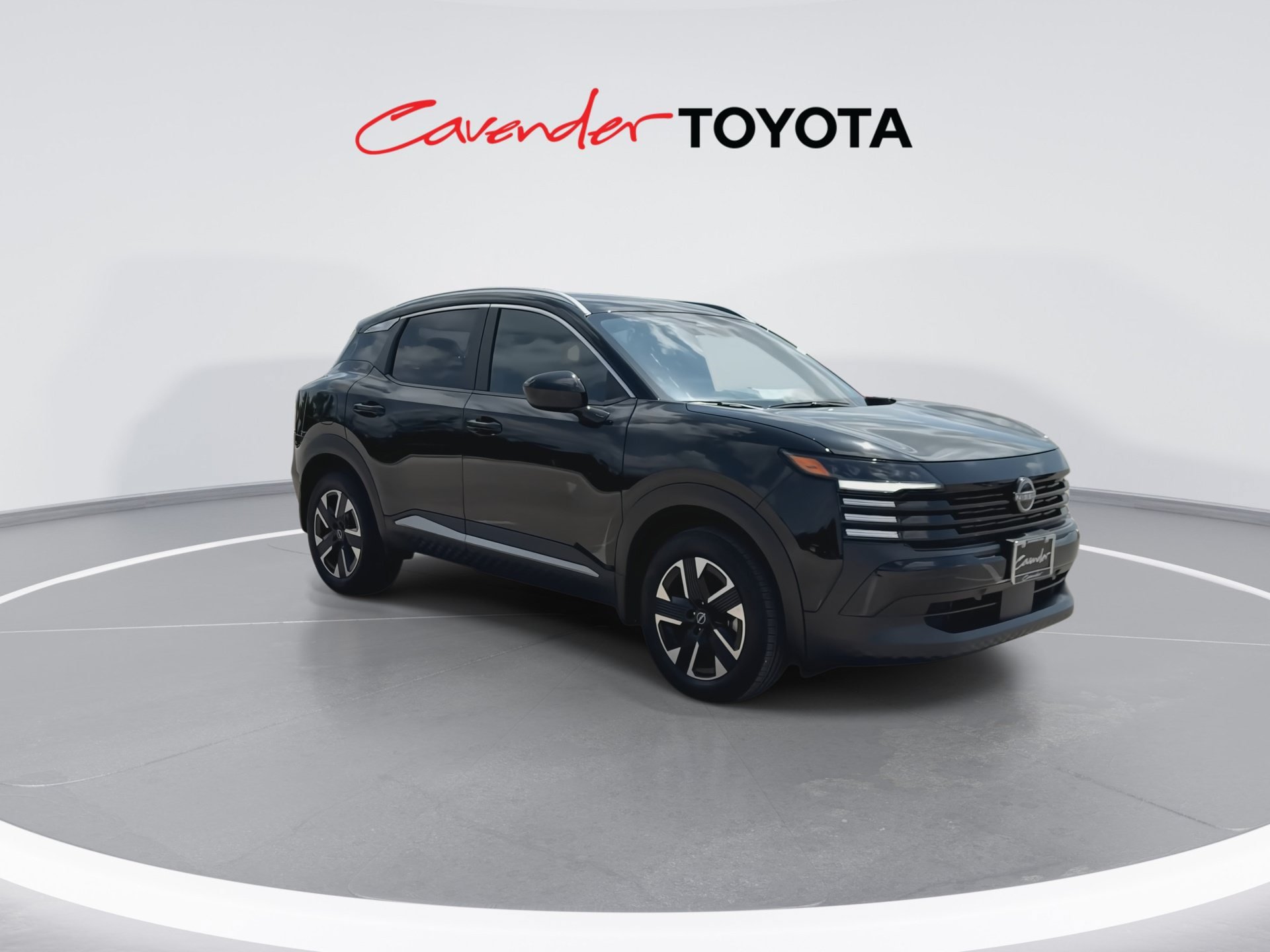 Used 2026 Nissan Kicks SV w/ SV Premium Package AWD/4WD image 2