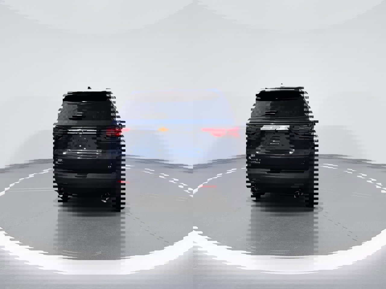 Used 2023 Chevrolet Traverse LT image 6