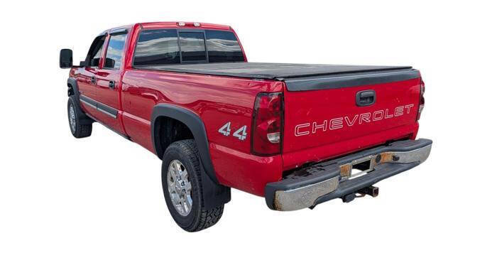 Used 2005 Chevrolet Silverado 2500 LS AWD/4WD image 3