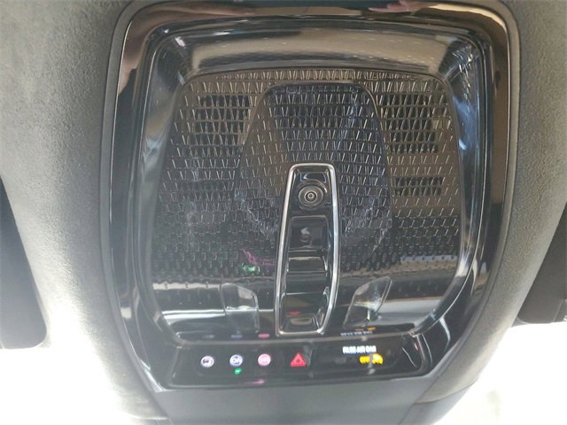 New 2025 Cadillac Escalade IQ Luxury 2 w/ LPO, Radiant Package image 20