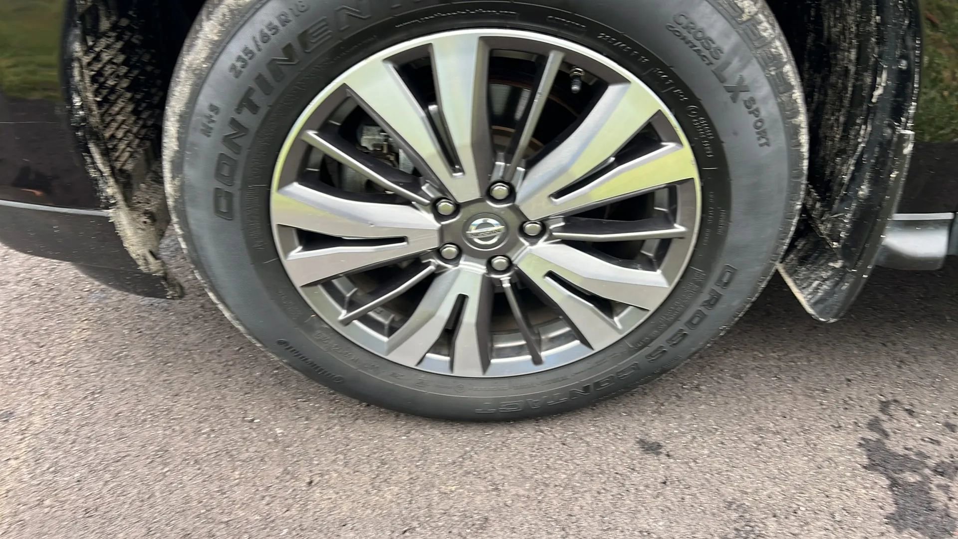 Used 2018 Nissan Pathfinder SL w/ Cargo Package image 31