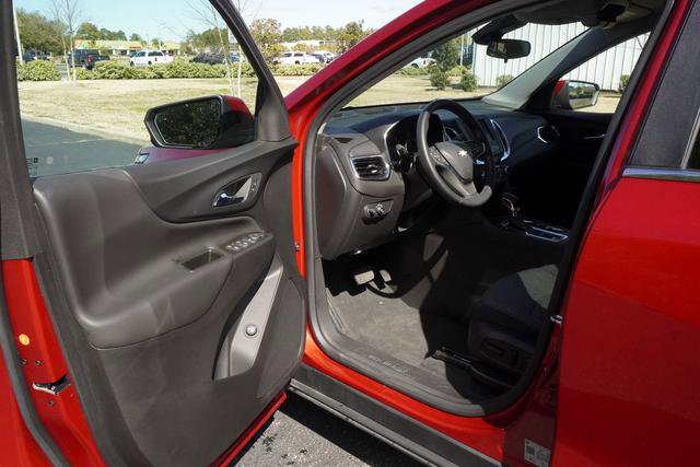 Used 2024 Chevrolet Equinox LT w/ LPO, Floor Liner Package image 11