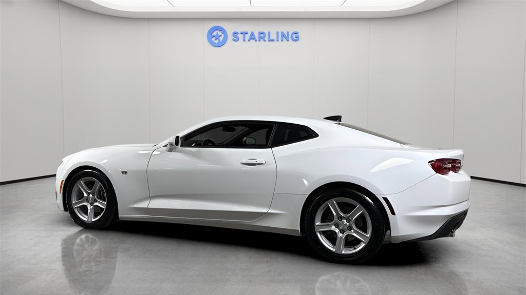 Used 2022 Chevrolet Camaro LT image 4