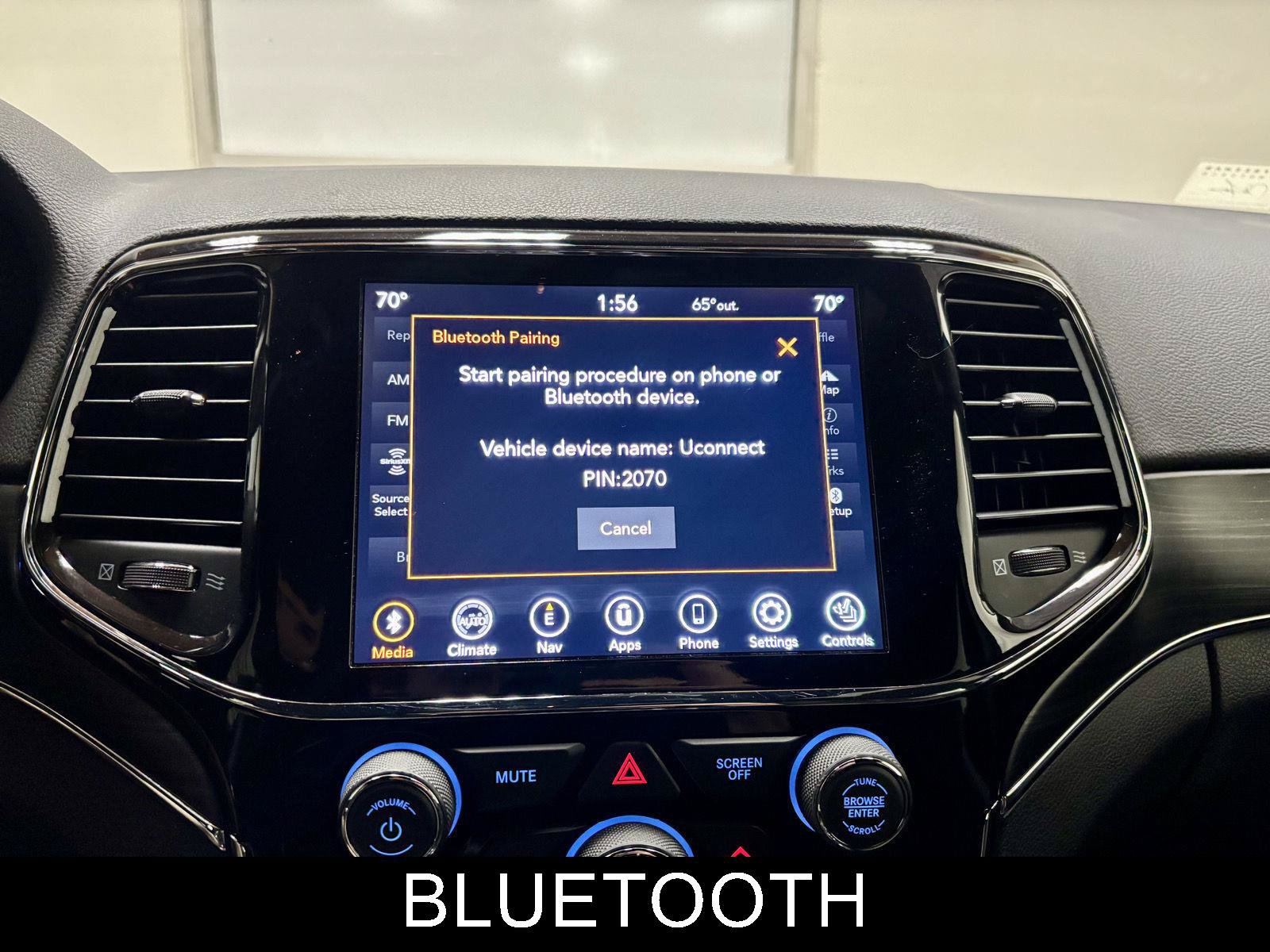 Used 2021 Jeep Grand Cherokee Limited AWD/4WD image 36