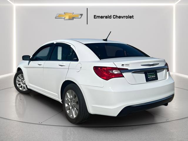 Used 2013 Chrysler 200 LX FWD image 6