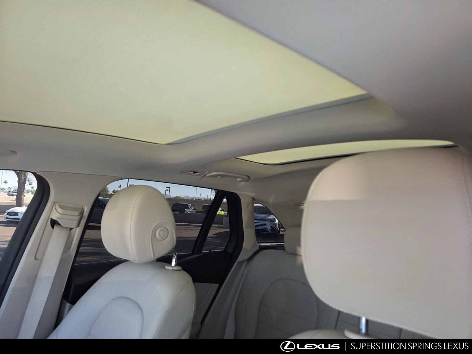 Used 2019 Mercedes-Benz GLC 300 4MATIC image 13