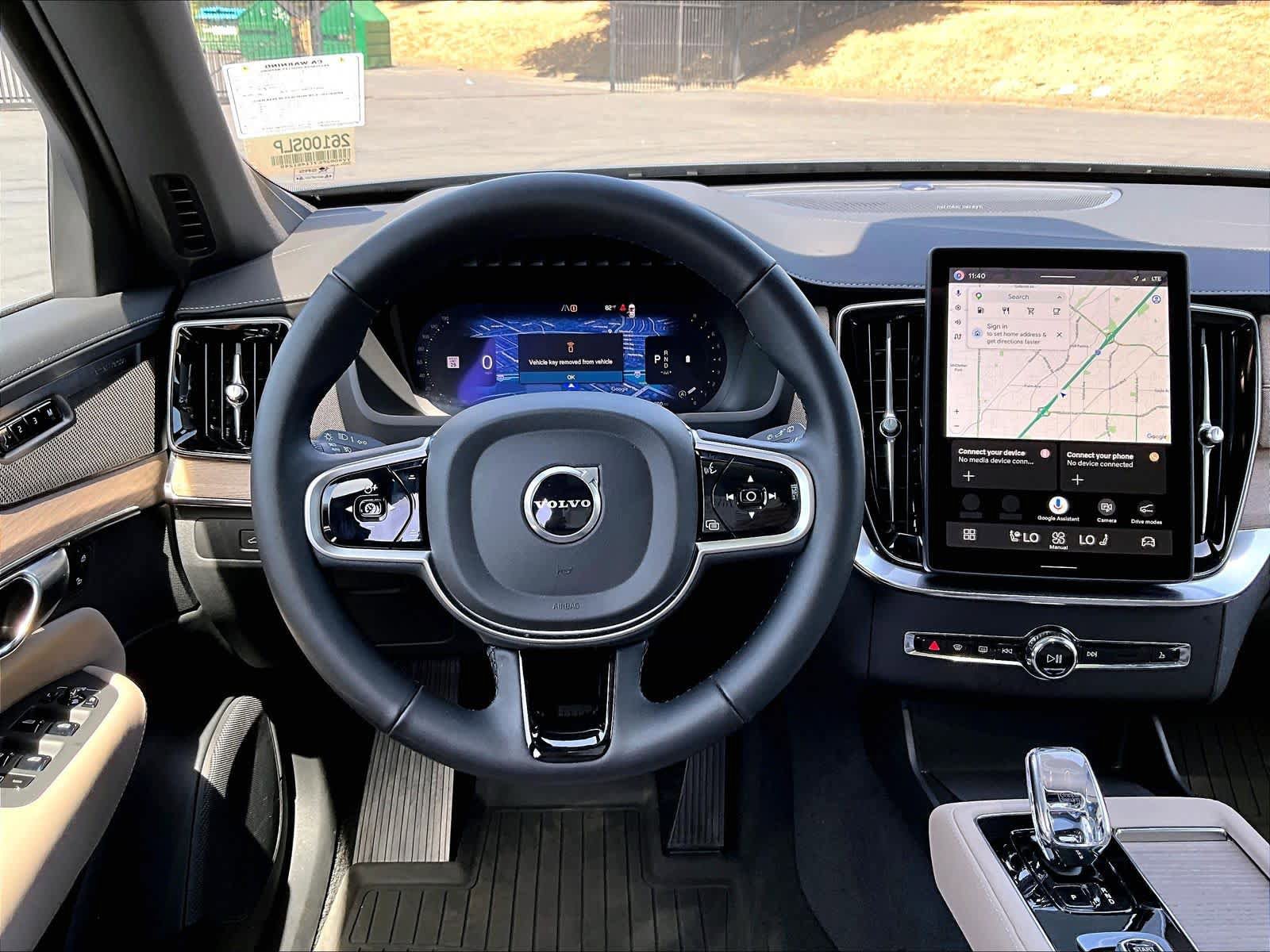 Used 2026 Volvo XC90 B6 Plus w/ Protection Package Premier AWD/4WD image 7