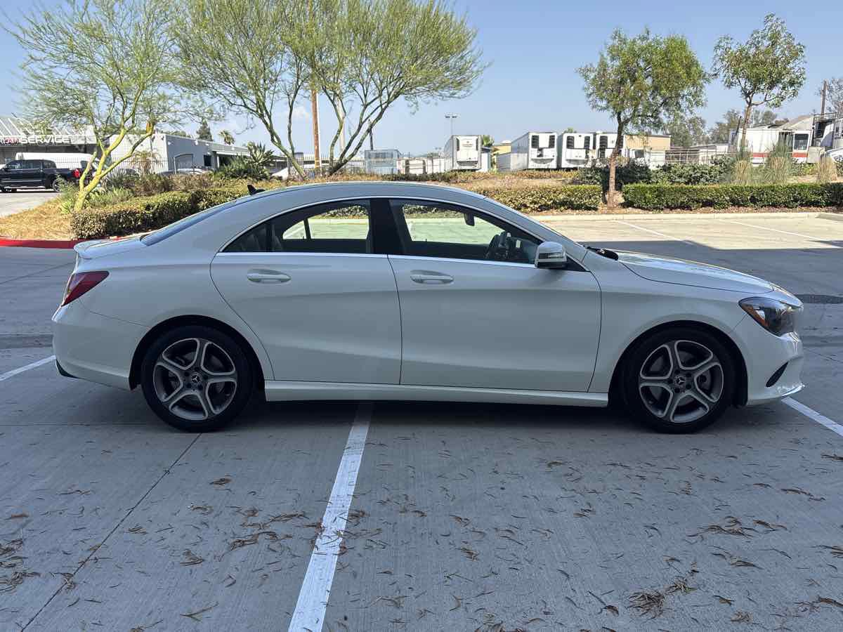Used 2018 Mercedes-Benz CLA 250 image 2