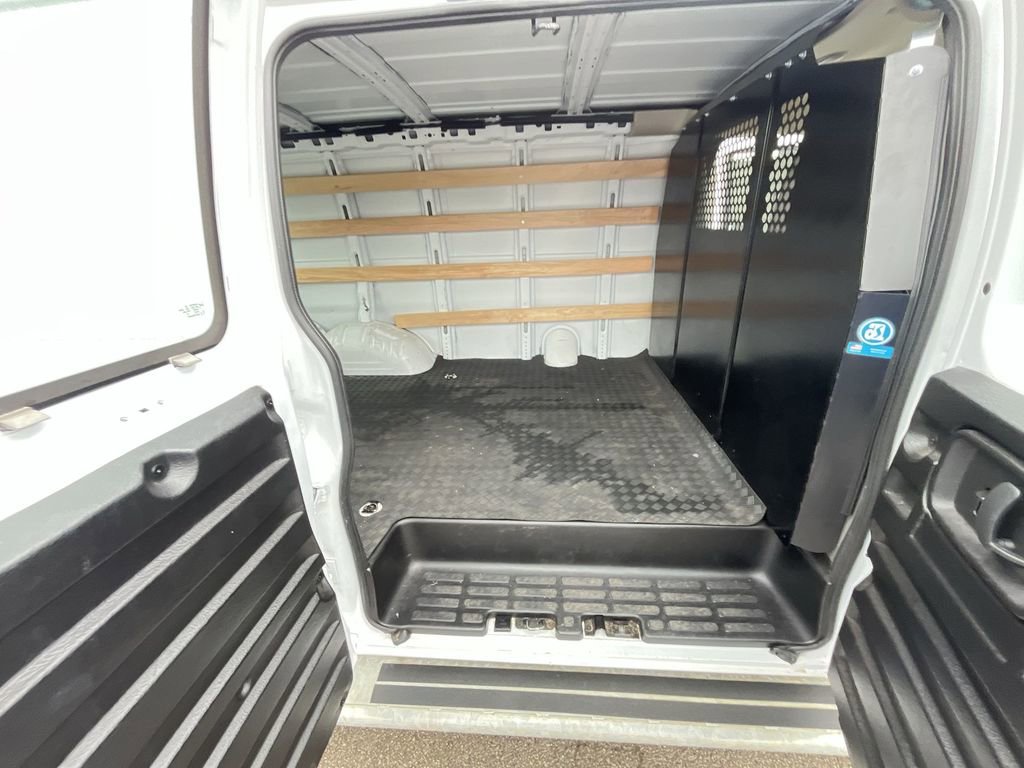 Used 2024 GMC Savana 2500 Work Van w/ Driver Convenience Package image 22