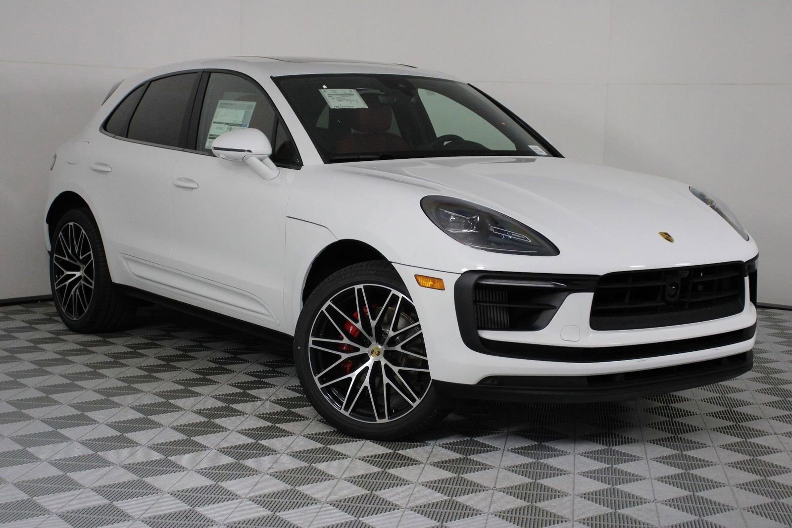 New 2026 Porsche Macan S AWD/4WD image 9