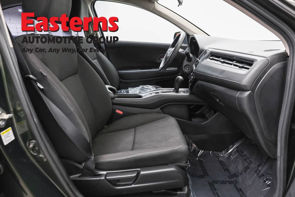 Used 2016 Honda HR-V LX image 22