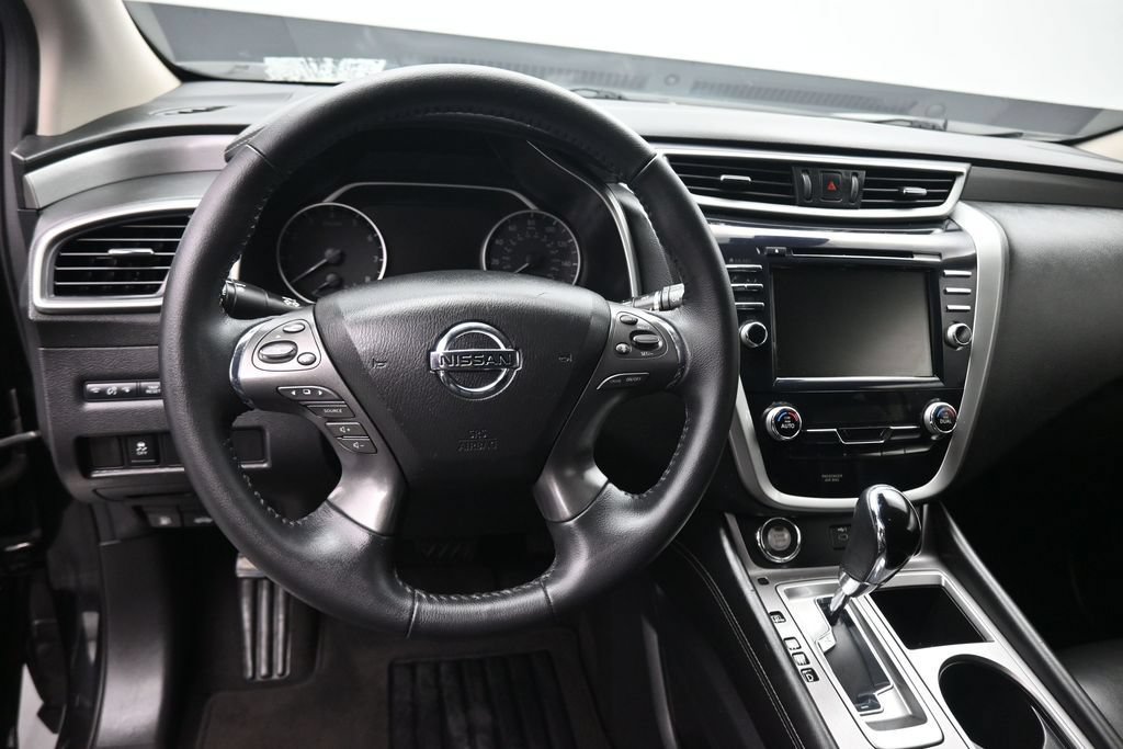Used 2022 Nissan Murano SV FWD image 14