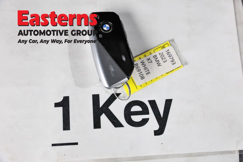 Used 2023 BMW X7 xDrive40i w/ Executive Package image 26