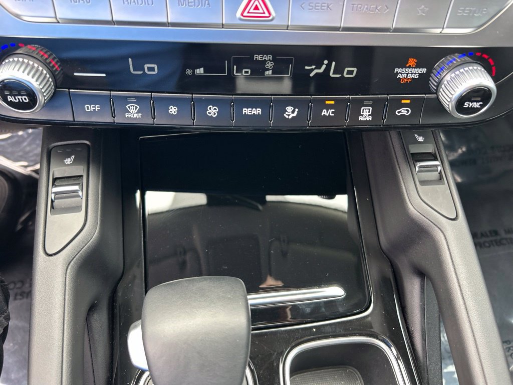 Used 2025 Kia Telluride S FWD image 40