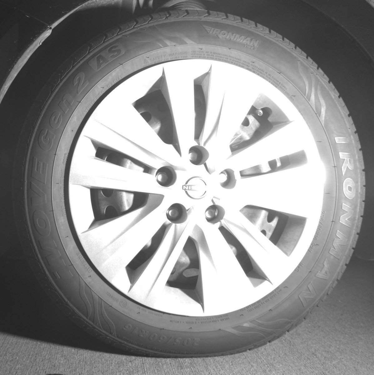 Used 2025 Nissan Sentra S FWD image 12