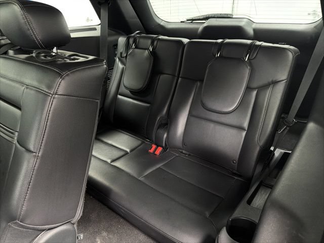 Used 2020 Ford Explorer XLT w/ Equipment Group 202A AWD/4WD image 25